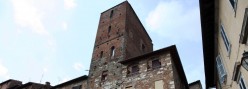 La casa di Arnolfo che svetta sopra i tetti