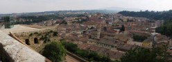 La citt� nuova dalla terrazza all'estremo del Centro Storico